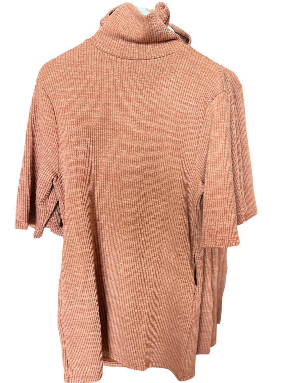 NEW SHE + SKY women's printed turtleneck half sleeve top in cinnamon
